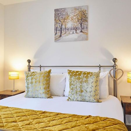 Host & Stay - Redsky House Whitby Buitenkant foto